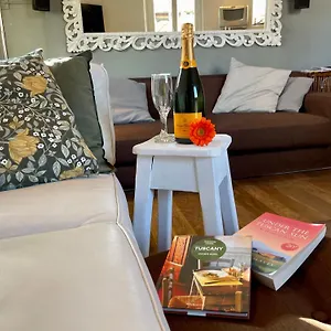  Apartment Romantic View